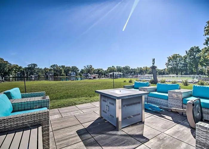 Casa de férias On Fox River: Modern Decor Style! McHenry